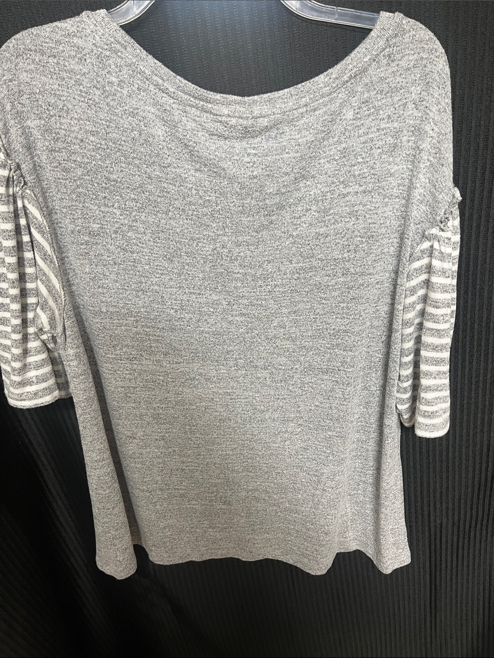 GAP Women's Gray Short Sleeve Tee with Striped Sleeves - Picture 3 of 3